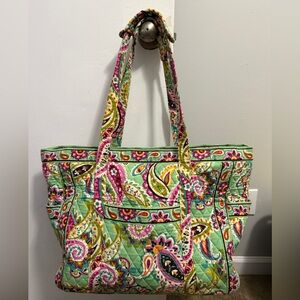 Vera Bradley Large Zipper tote